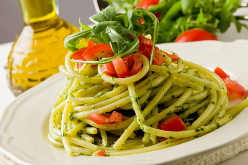 Troccoli calamari,pomodorini e rucola