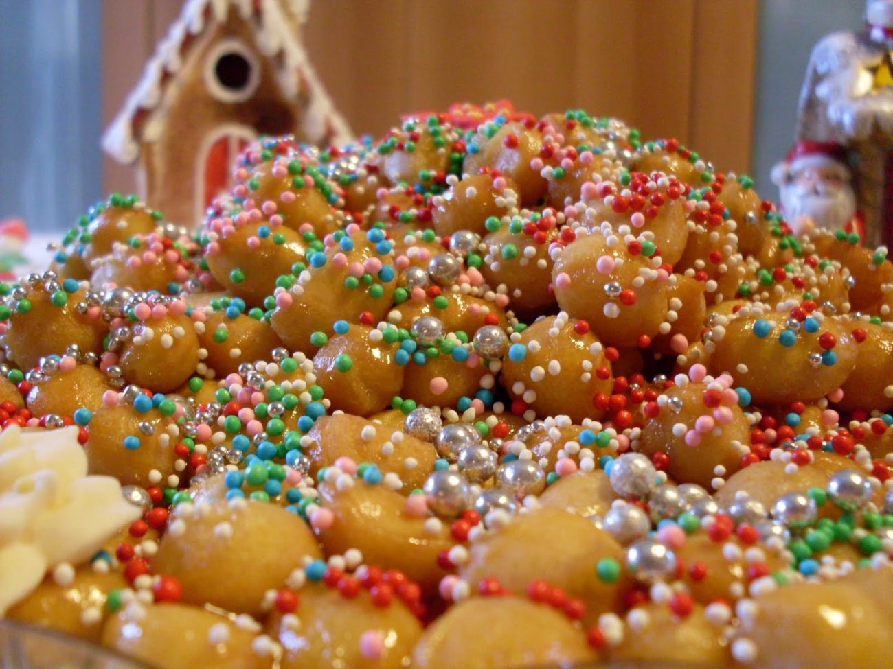 Struffoli napoletani, ricetta tradizionale