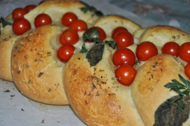 Treccia di pan brioche salata